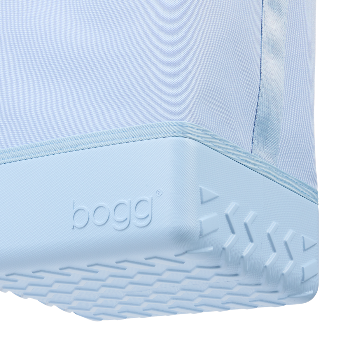 Bogg Brrr Half Cooler - Blue Skies and Bogg Bag - Clean Poolside Pick